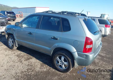 2005 Hyundai Tucson Gl z USA, uszkodzony, nr VIN KM8JM12BX5U221842
